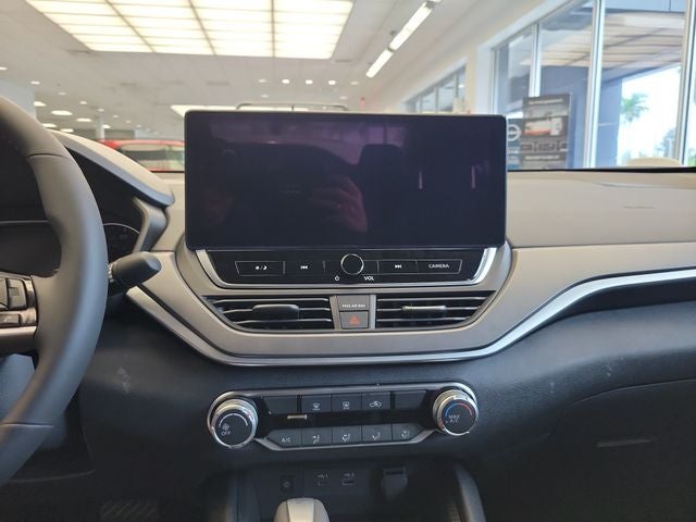 2026 Nissan Altima SR