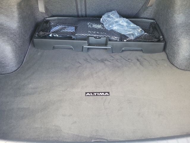 2026 Nissan Altima SR
