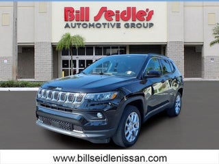 2023 Jeep Compass Latitude Lux FWD