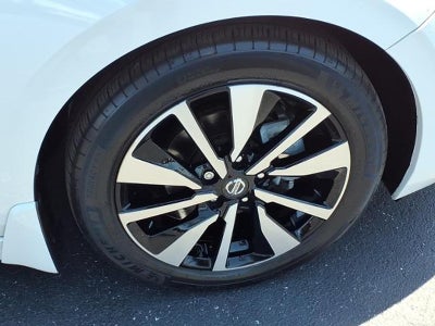 2023 Nissan Sentra SV Xtronic CVT