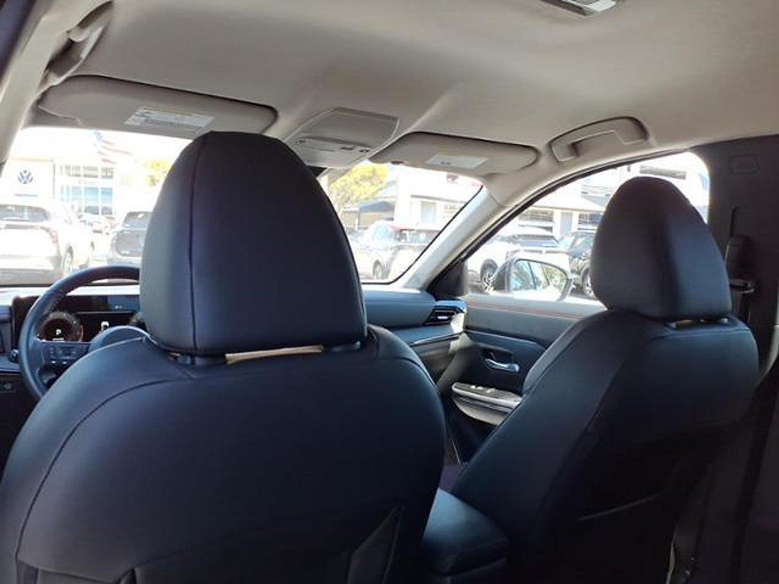 2025 Nissan Kicks SR FWD