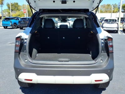 2025 Nissan Kicks SR FWD