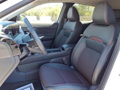 2025 Nissan Kicks SR FWD