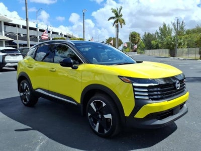 2025 Nissan Kicks SR FWD