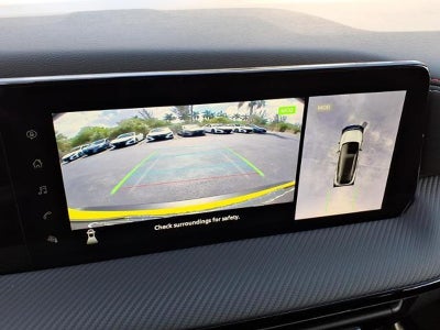 2025 Nissan Kicks SR FWD