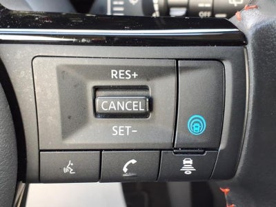 2025 Nissan Kicks SR FWD