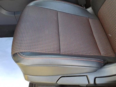 2025 Nissan Kicks SR FWD