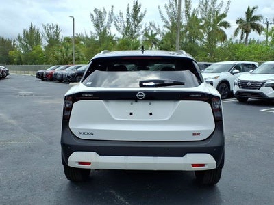 2026 Nissan Kicks SR