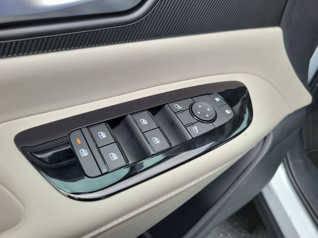2026 Nissan Murano SV