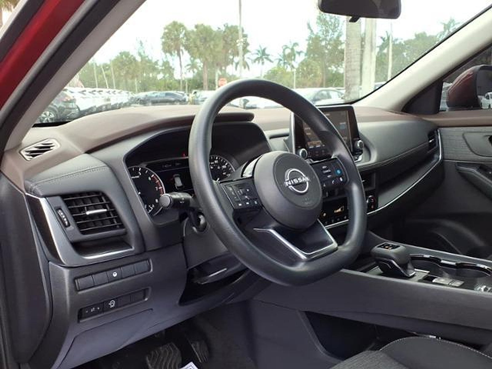 2023 Nissan Rogue SV FWD