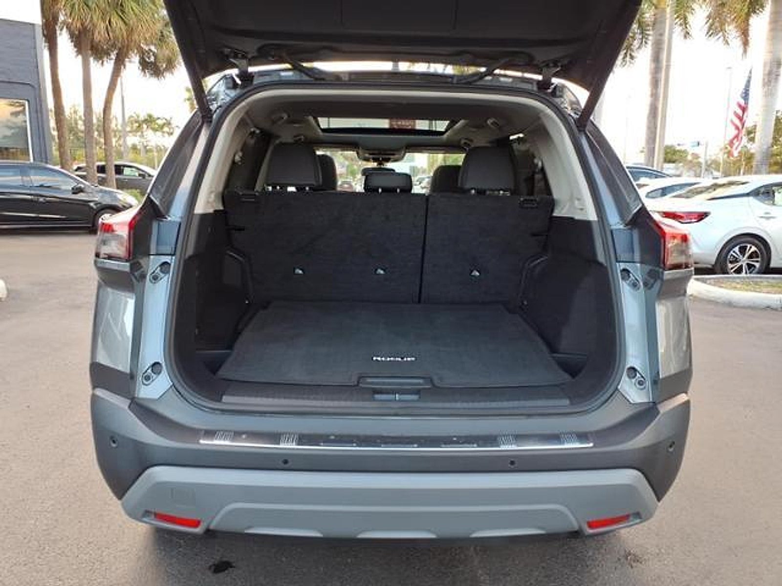 2023 Nissan Rogue SV FWD