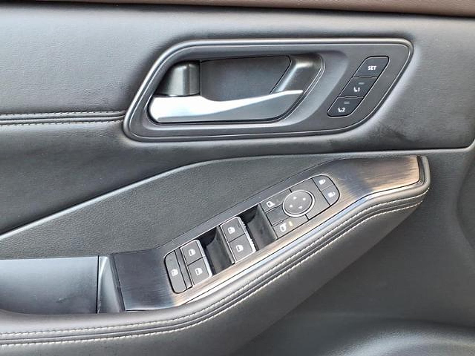 2023 Nissan Rogue SL FWD