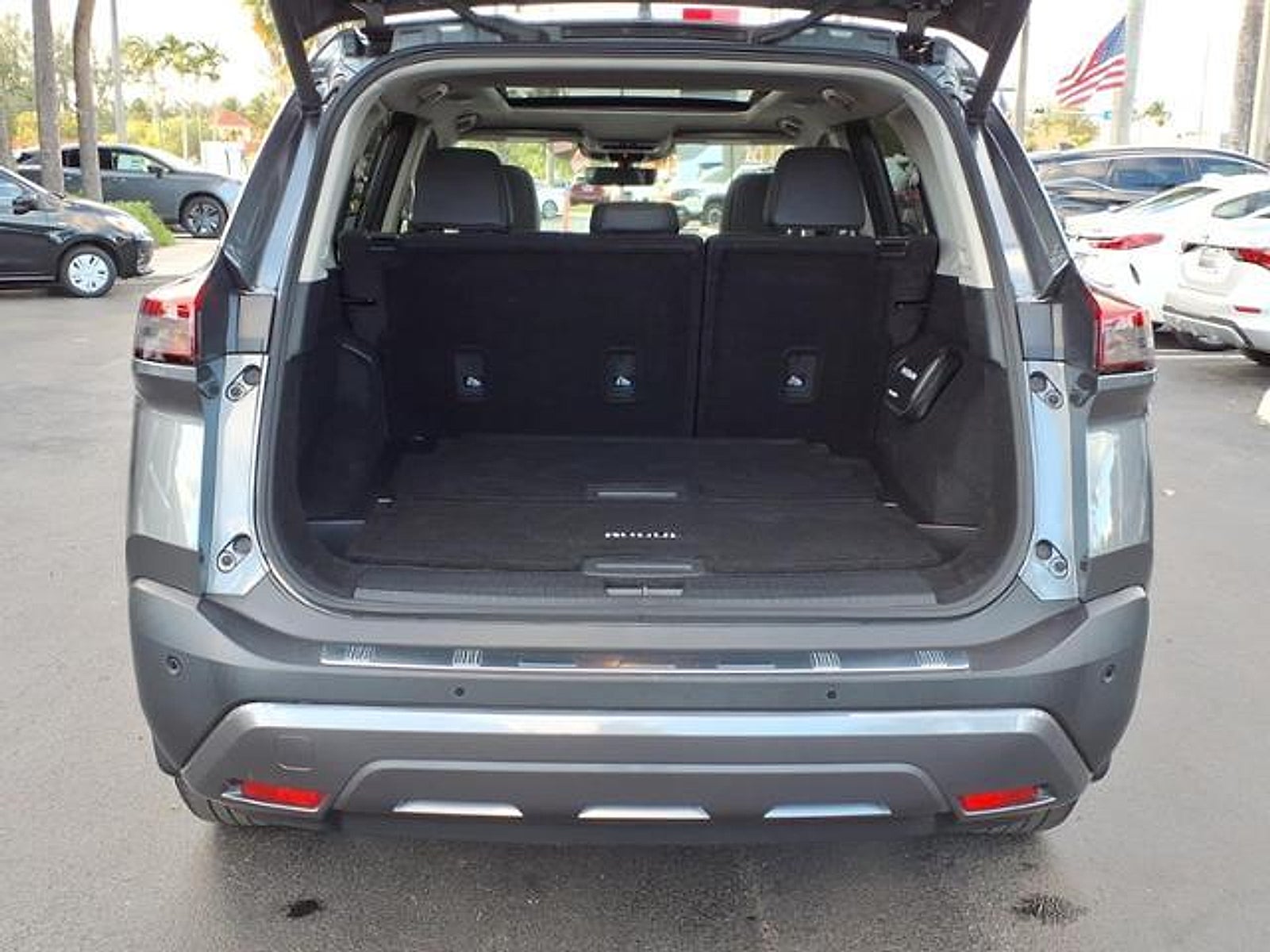 2023 Nissan Rogue SL FWD