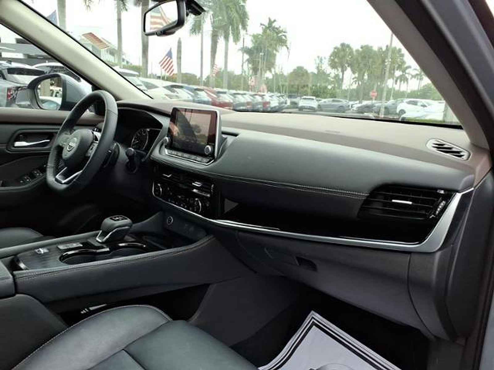 2023 Nissan Rogue SL FWD