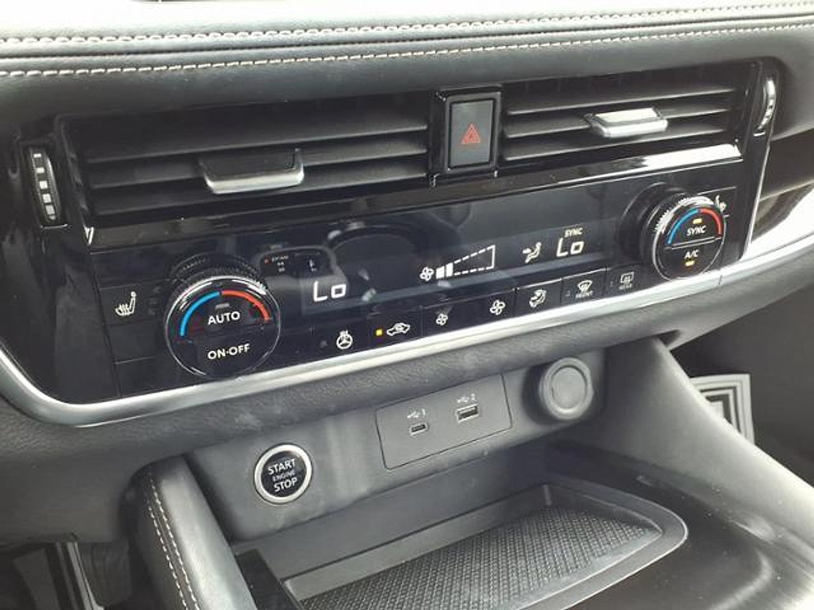 2023 Nissan Rogue SL FWD