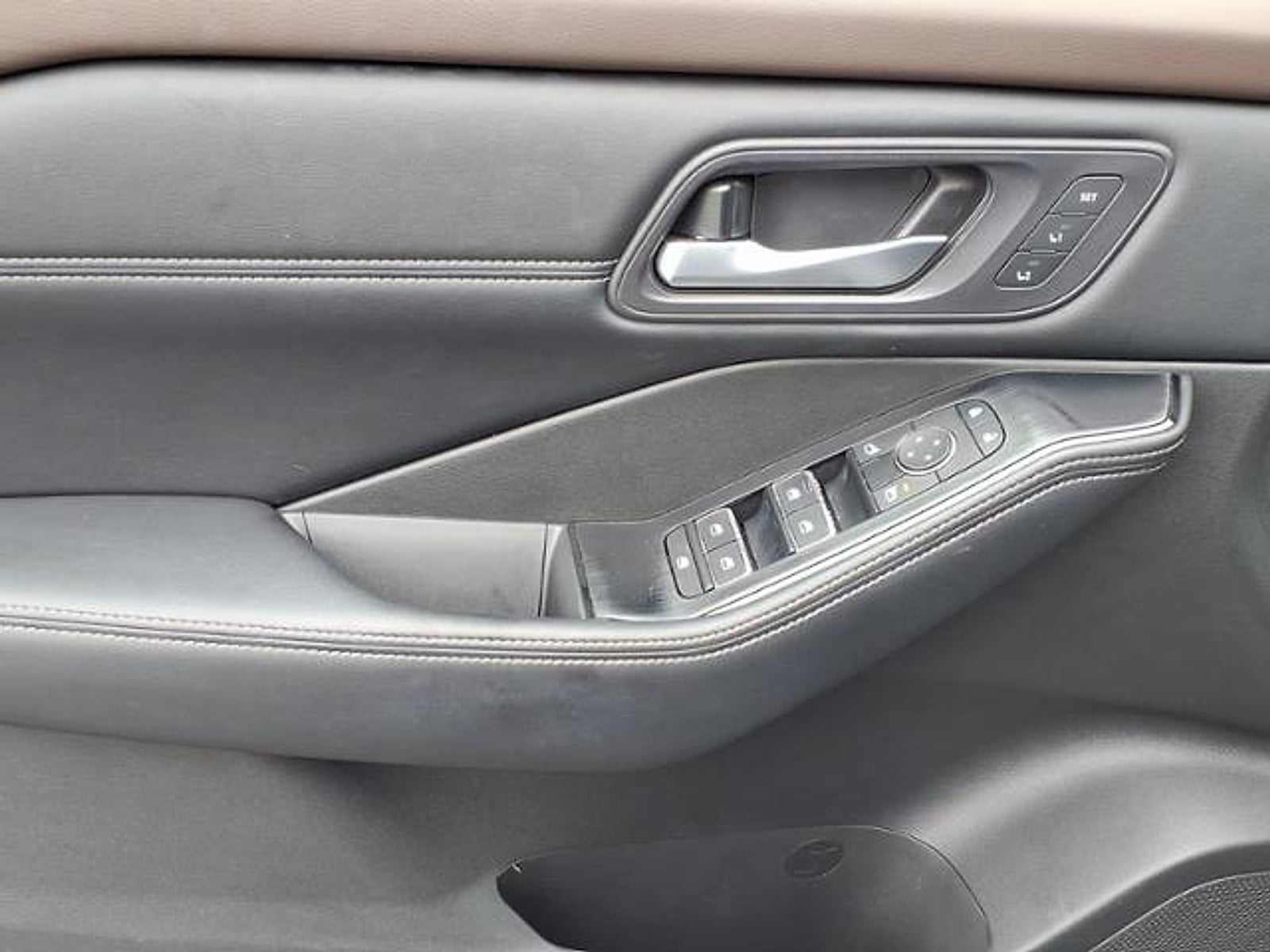 2023 Nissan Rogue SL FWD