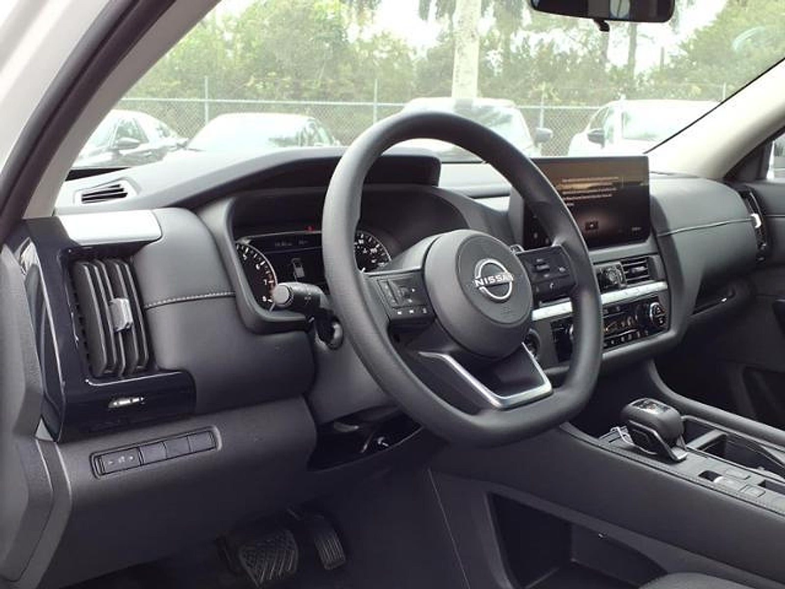 2026 Nissan Pathfinder S