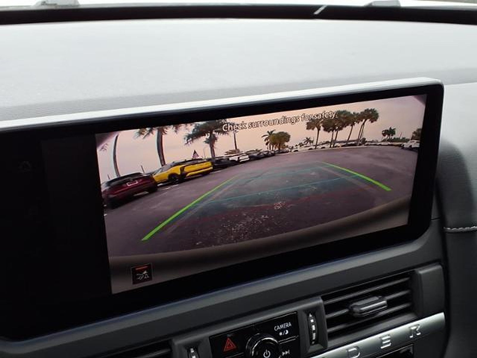 2026 Nissan Pathfinder S