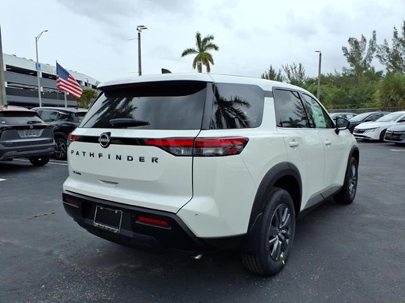 2026 Nissan Pathfinder S