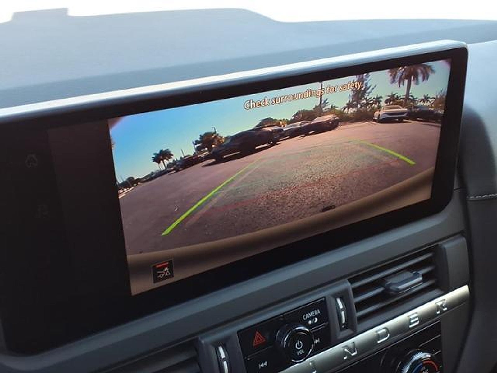 2026 Nissan Pathfinder S