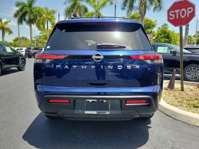 2026 Nissan Pathfinder SV