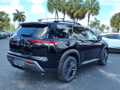 2026 Nissan Pathfinder SL