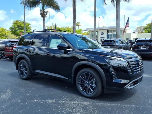 2026 Nissan Pathfinder SL