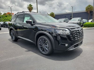 2026 Nissan Pathfinder SL