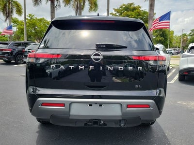 2026 Nissan Pathfinder SL
