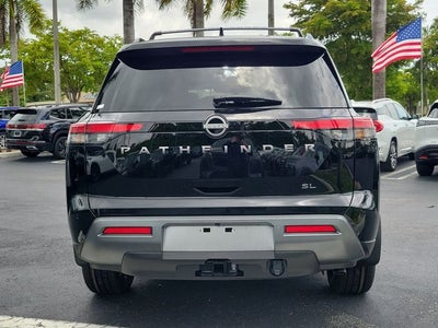 2026 Nissan Pathfinder SL