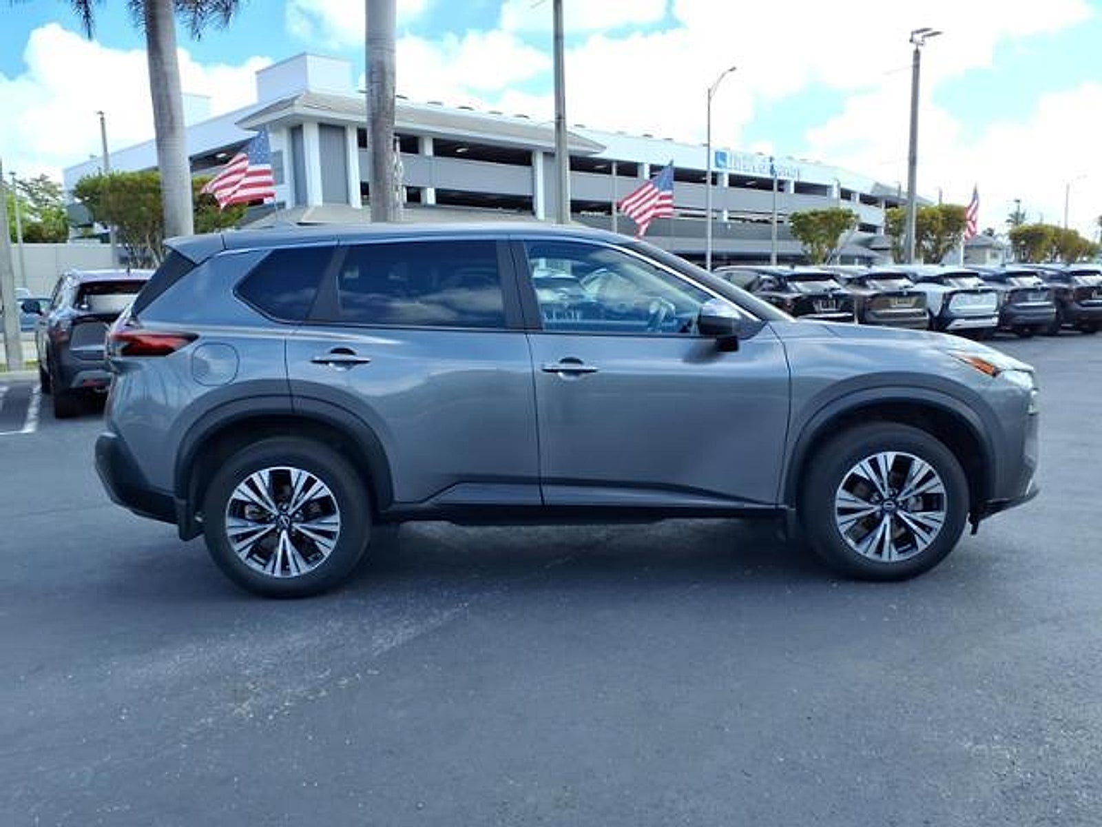 2023 Nissan Rogue SV FWD