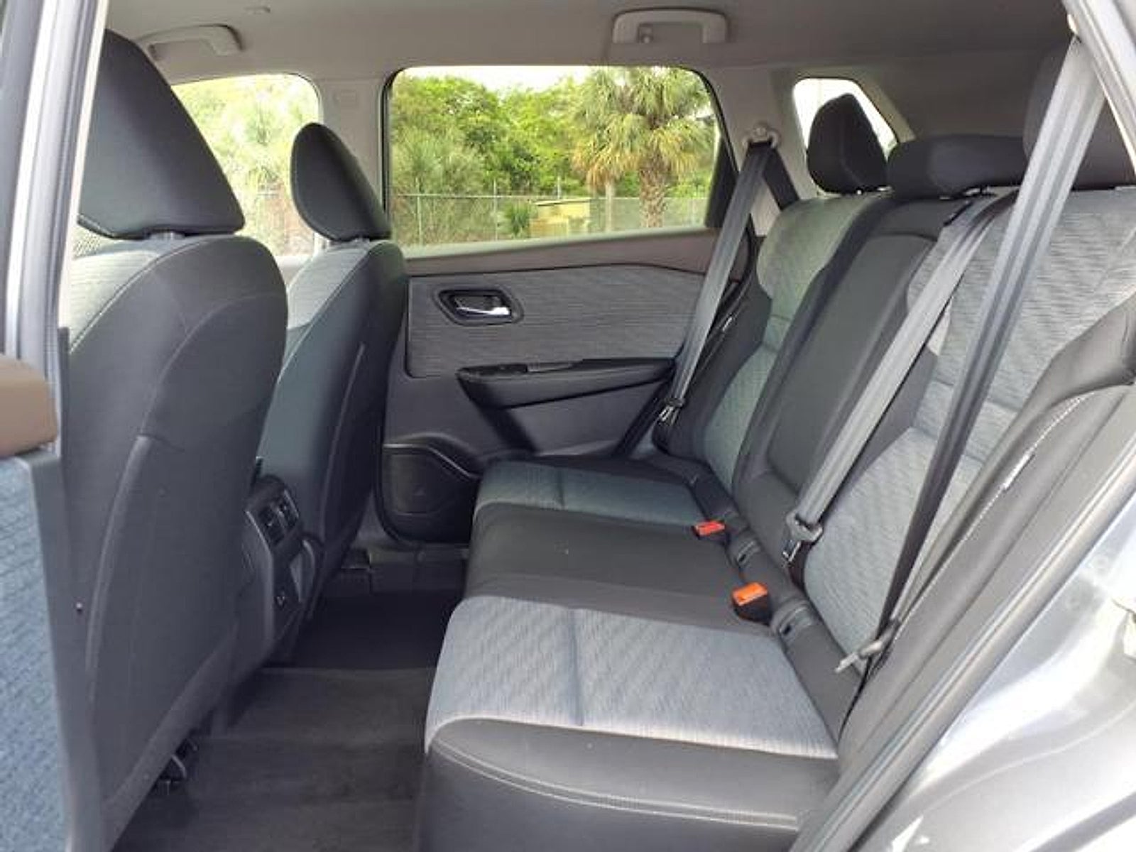 2023 Nissan Rogue SV FWD