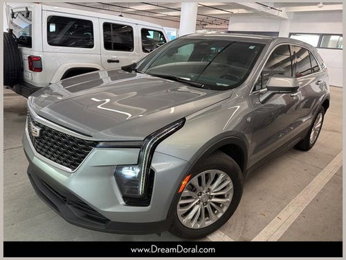 2024 Cadillac XT4 Luxury