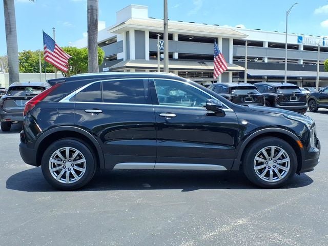 2022 Cadillac XT4 Premium Luxury