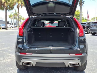 2022 Cadillac XT4 Premium Luxury