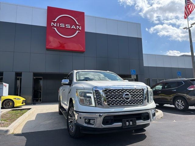 2017 Nissan Titan SL