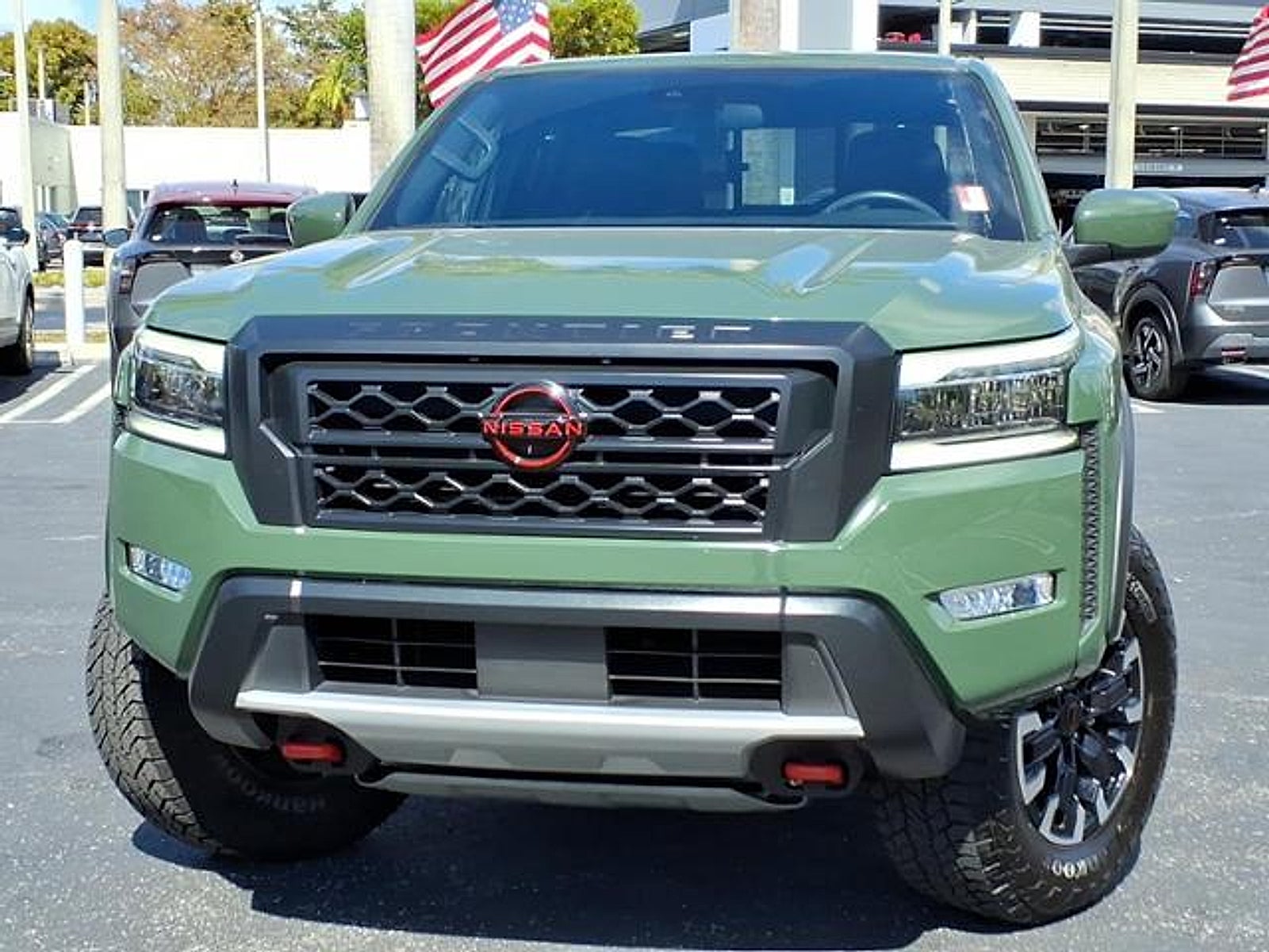 2023 Nissan Frontier Base