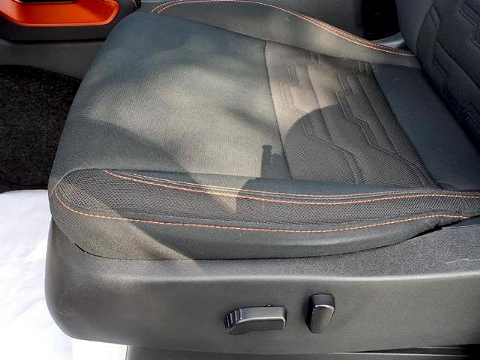 2023 Nissan Frontier Base