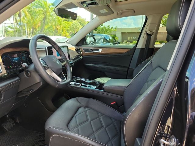 2024 Volkswagen Atlas 2.0T SE w/Technology