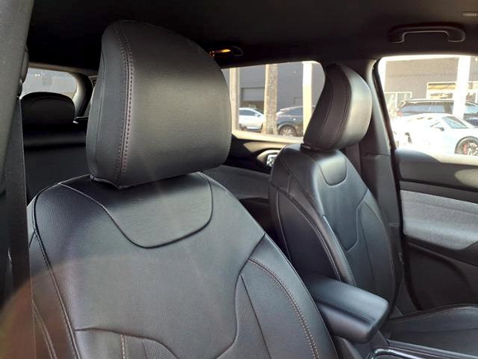 2023 Jeep Compass Latitude Lux