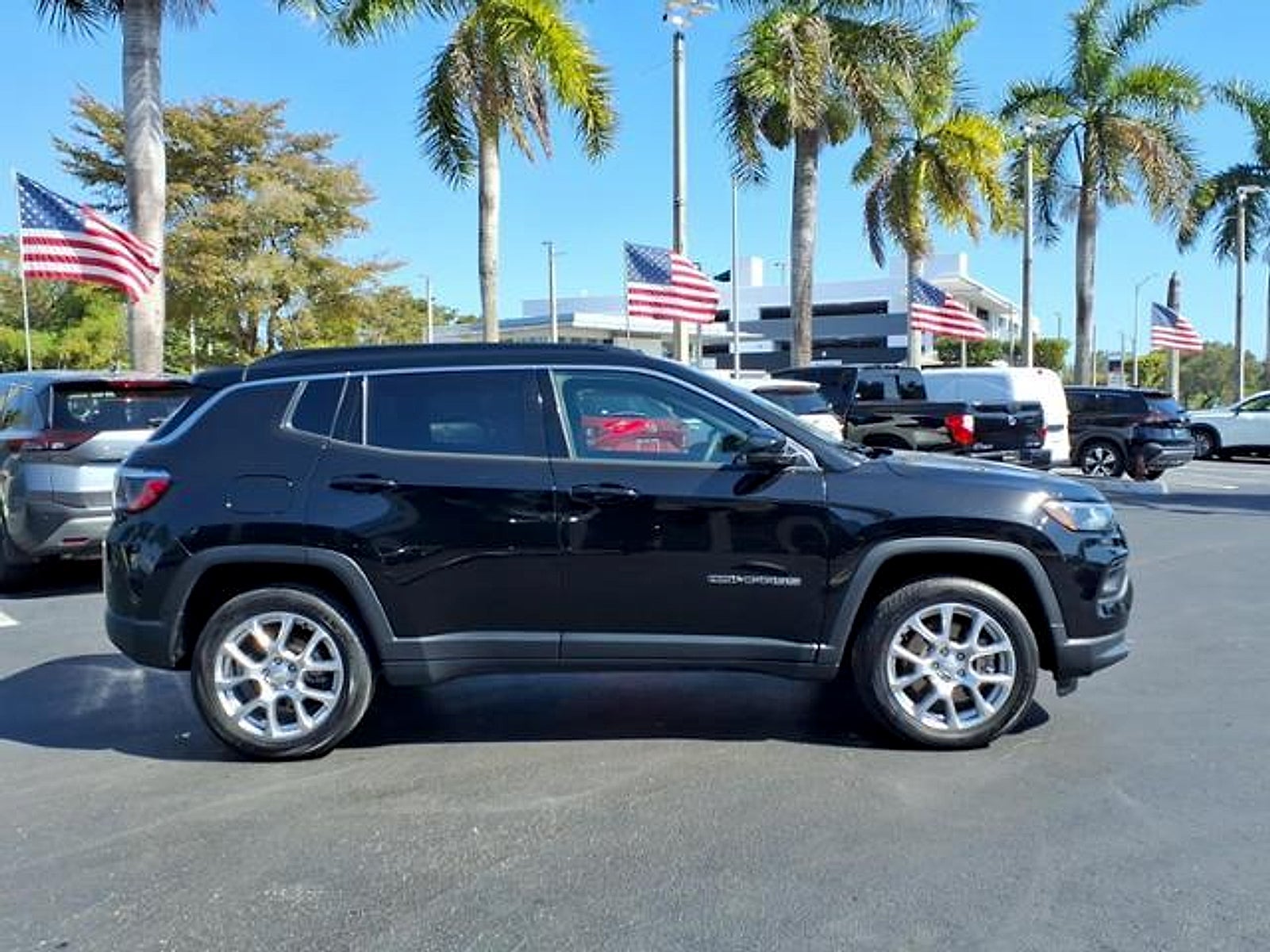2023 Jeep Compass Latitude Lux