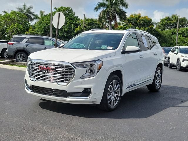 2023 GMC Terrain Denali