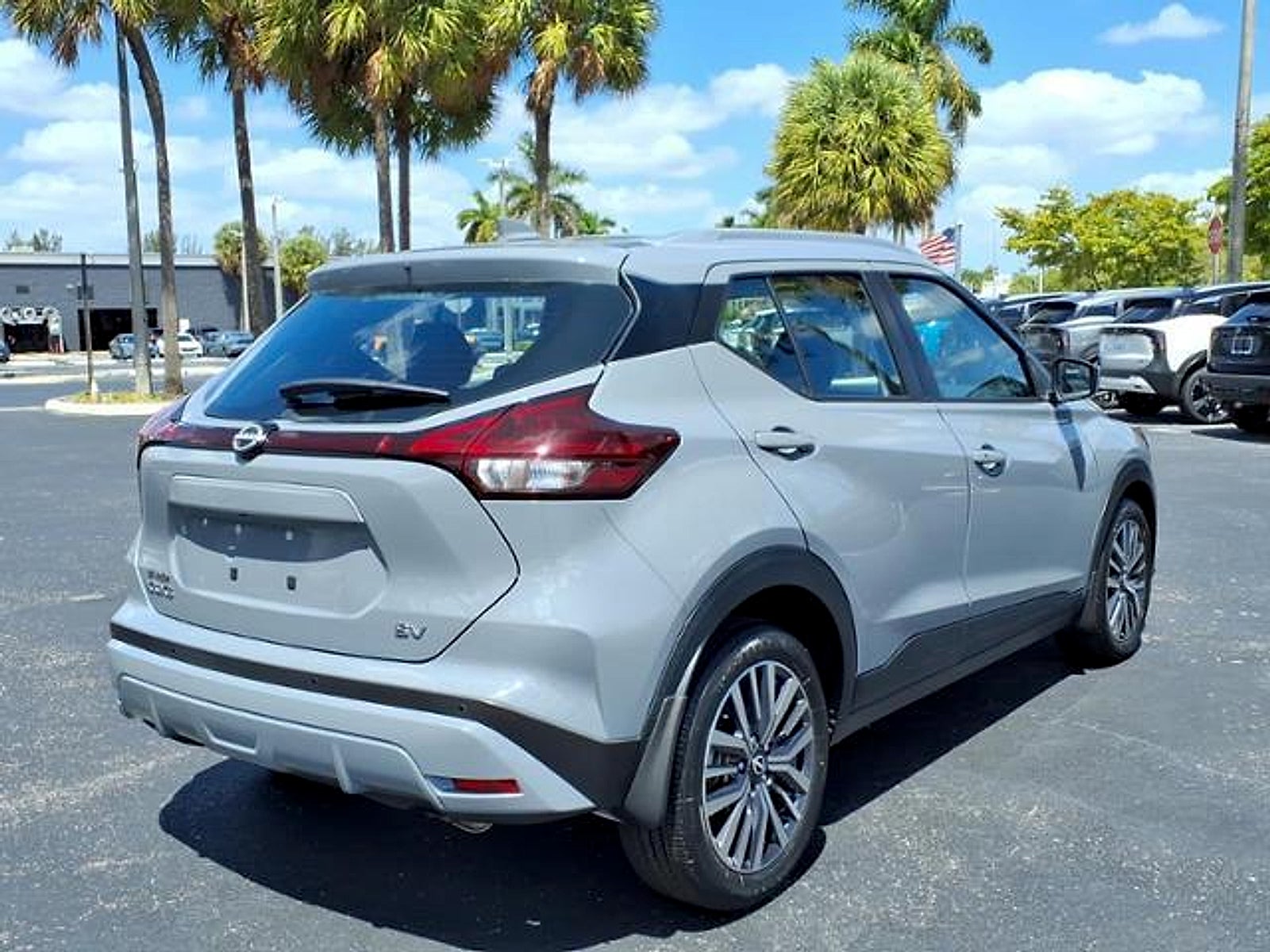 2023 Nissan Kicks SV Xtronic CVT