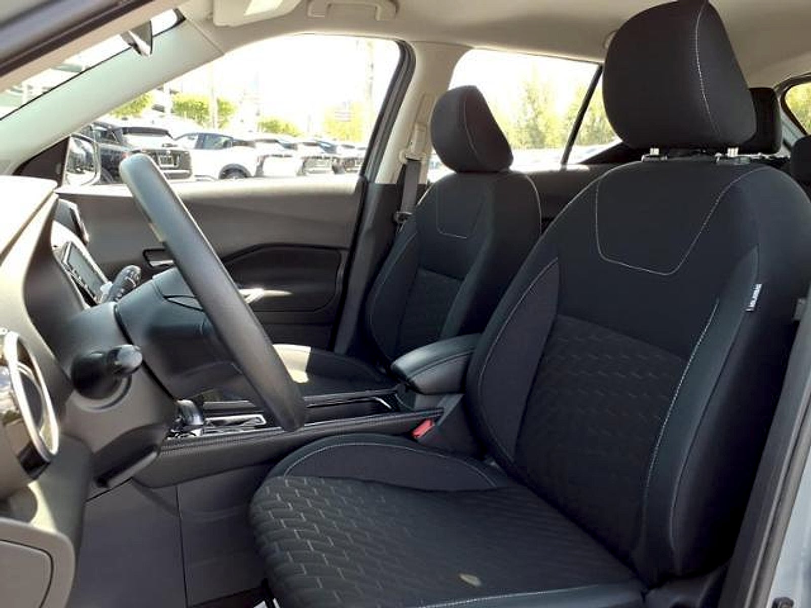 2023 Nissan Kicks SV Xtronic CVT