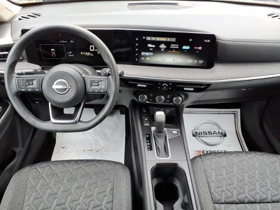 2025 Nissan Kicks SV