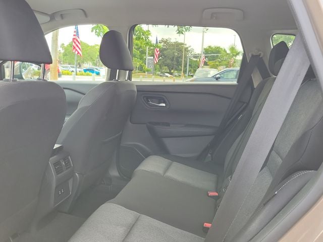 2025 Nissan Rogue SV FWD