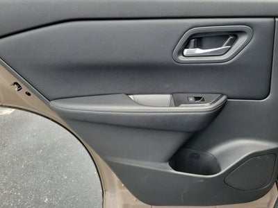 2025 Nissan Rogue SV FWD