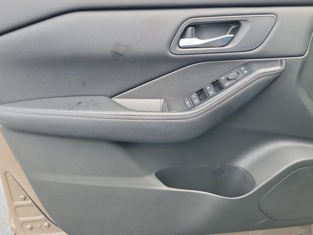 2025 Nissan Rogue SV FWD