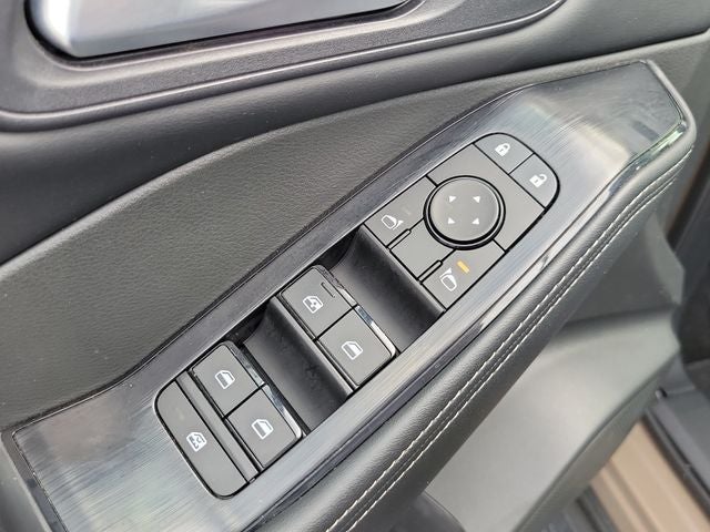 2025 Nissan Rogue SV FWD