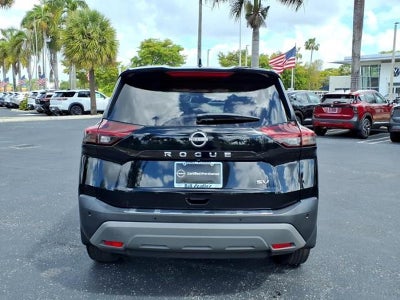 2022 Nissan Rogue SV FWD